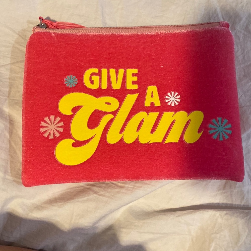 Cosmetic bag